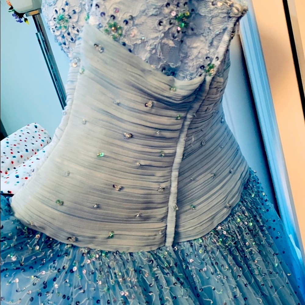 Alyce blue prom dress.